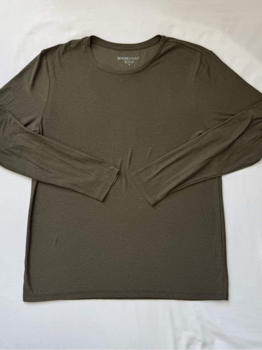 Beyond Yoga Always Beyond Long Sleeve Crew 2.0 Men’s Medium Green Lightweight